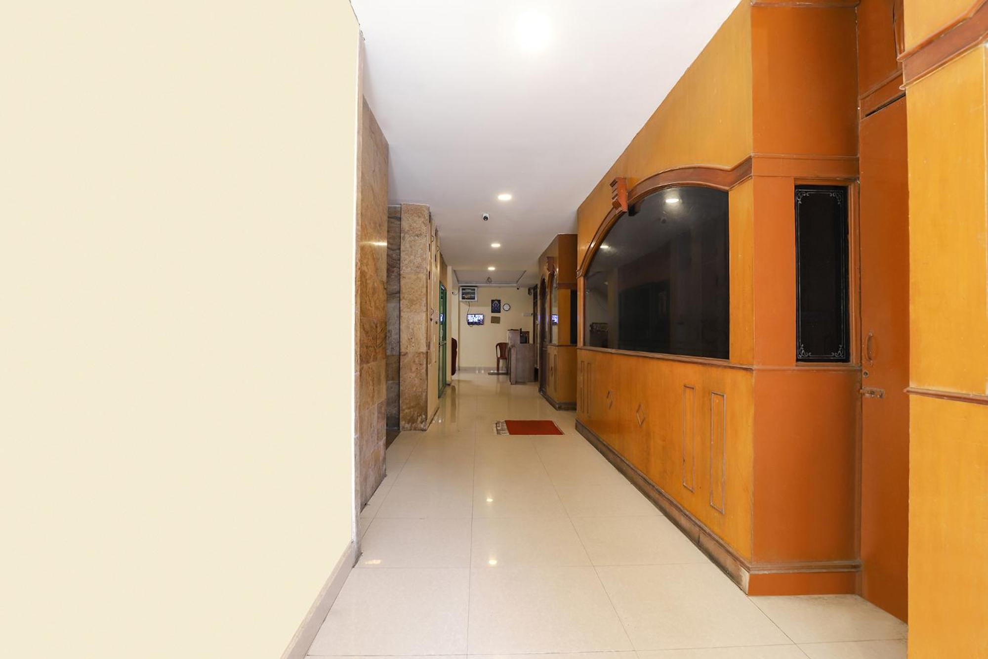 Fabhotel Gt Galaxy Park - Nr Express Avenue Mall, Royapettah Chennai Exterior photo
